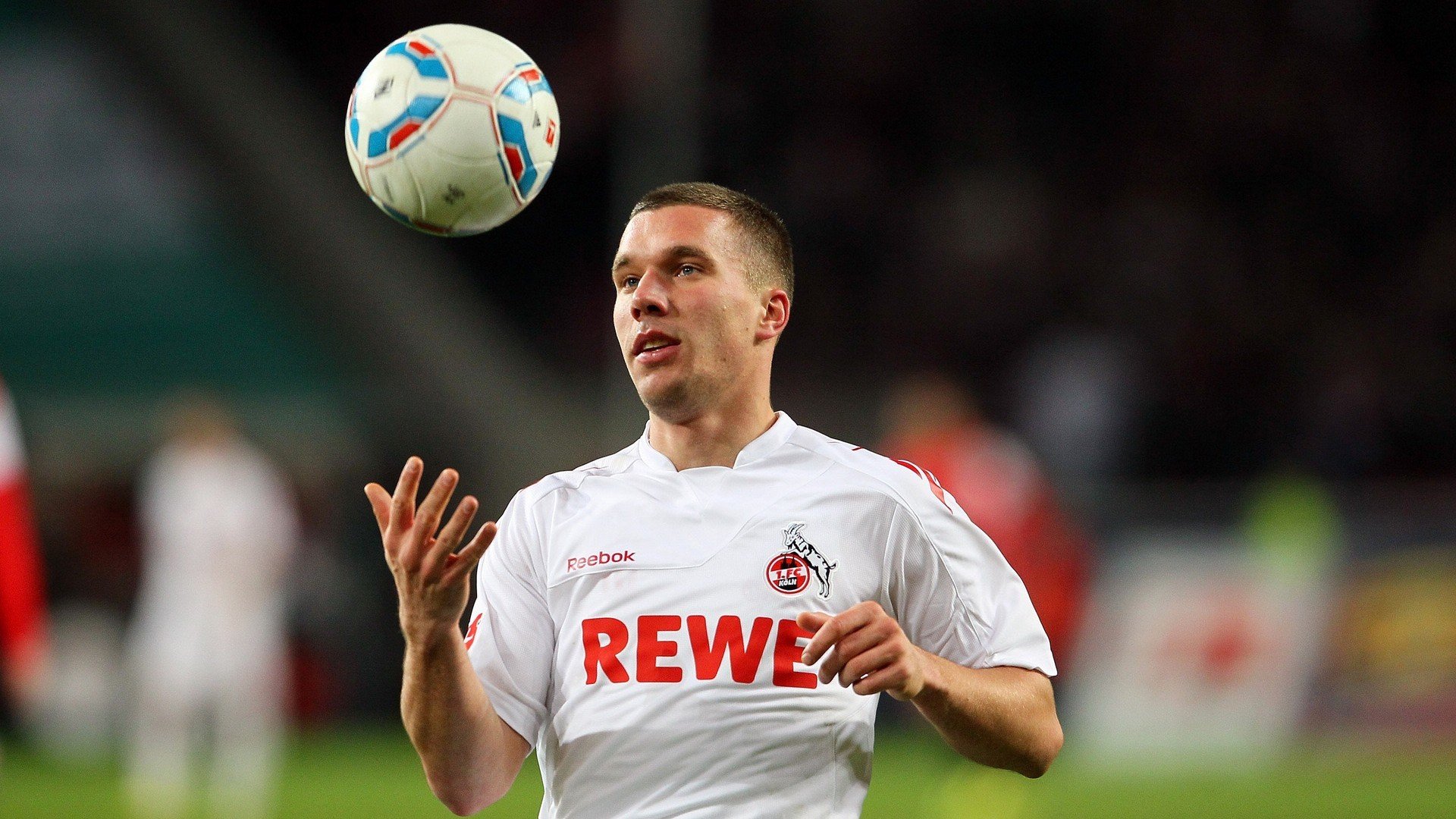 _多场景电竞运动：虚实结合的新娱乐方式_，场景化电竞游戏