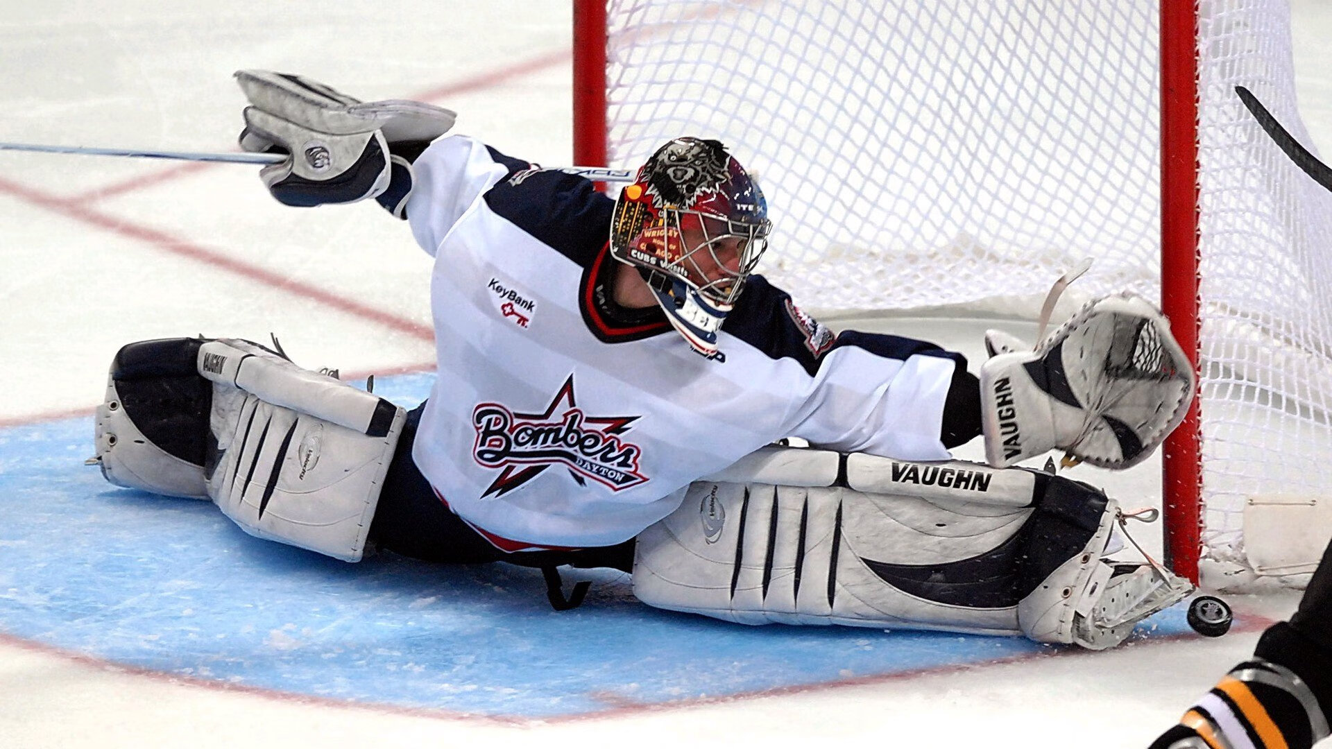 _户外极限飞行表演：挑战天际边界_，飞行 极限运动